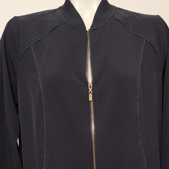 Chico's Zenergy black polkadot golf jacket - Picture 2 of 7